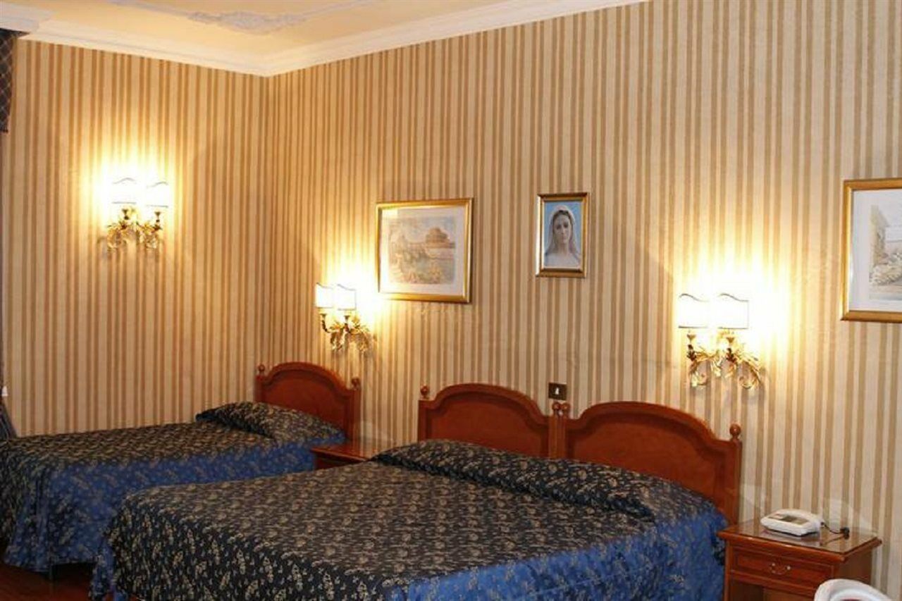 Hotel Sistina Rome Luaran gambar